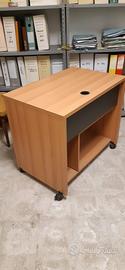 Scrivania - tavolo in legno
