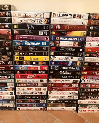 Blocco 2 di 85 VHS originali - videocassette film