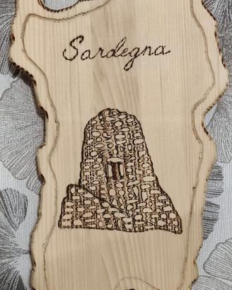 Tagliere da  portata con immagine nuraghe sardo