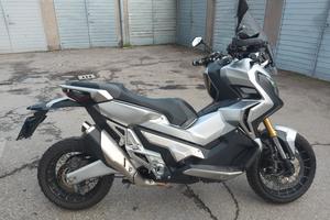 Honda X-ADV 2017 - 22.000 km