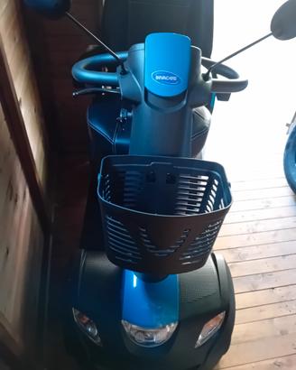 Scooter elettrico per disabili
