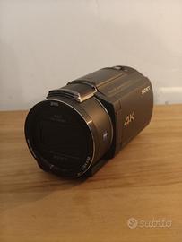Sony FDR‑AX43A 4K – Completa di accessori
