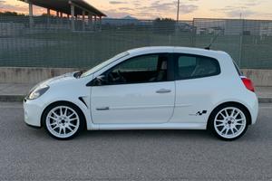 Renault clio3 rs