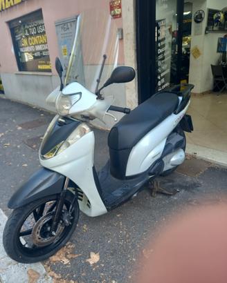 Honda SH 300 - 2009 - PERMUTE