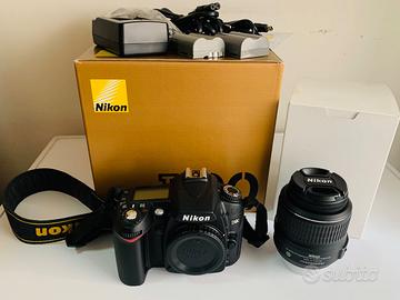 Nikon D90 da riparare + 18-55 mm