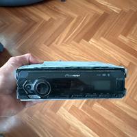 Radio macchina pioneer MVH