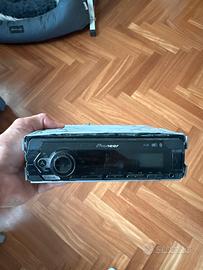 Radio macchina pioneer MVH