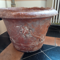 Antico vaso da esterno