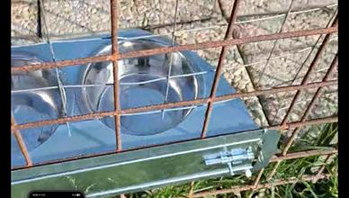 porta ciotole girevoli per cani