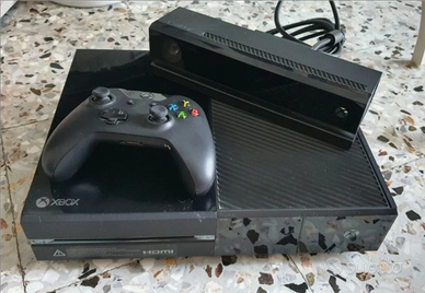 Microsoft Xbox One 500GB Console + sensore telecam