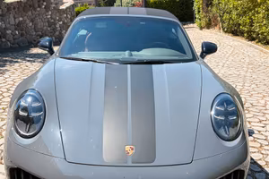 Porsche 911 Carrera 4 GTS Hybrid Full