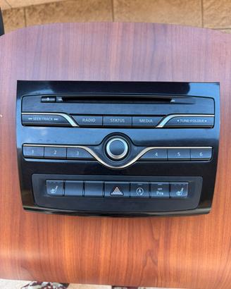 Pannello comandi pulsanti infiniti q30