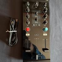 Native Instruments Traktor Z1