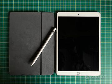 iPad Air 3gen 2019 + Apple Pencil + Smart Keyboard