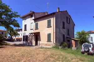 CASA INDIPENDENTE A CASTANA