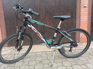 Mountainbike 24 pollici
