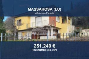 Immobile in asta di 298 m² a Massarosa