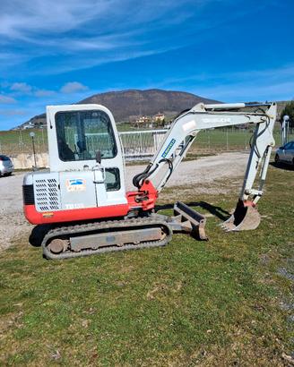Miniescavatore Takeuchi