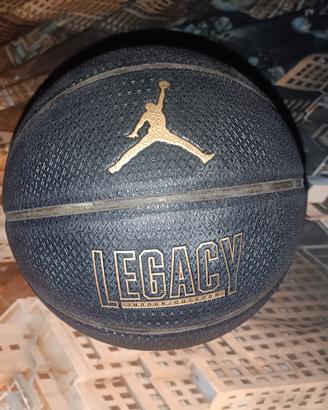 Palloni basket 
