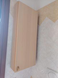 Mobiletto bagno. Moderno.