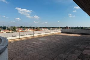 Attico da sogno nel cuore di Dairago - luce, spazi