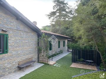 2 LOCALI A PREDAPPIO
