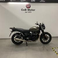 TRIUMPH STREET TWIN 900