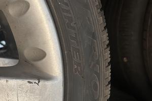 275/40 4 cerchi originali Range Rover Sport