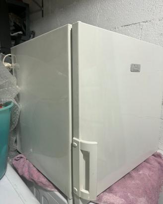 Frigorifero piccolo per uffcio MINI FRIGO 