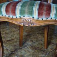 tavolo con 4 sedie in massello di noce