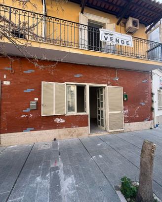 Rif 185 centro storico sol. indipendente