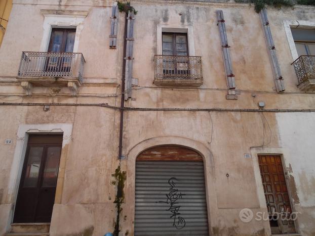 Centro Storico Indipendente 2 Livelli Con Giardino