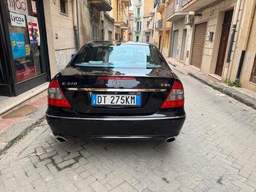 Mercedes e classe automatica