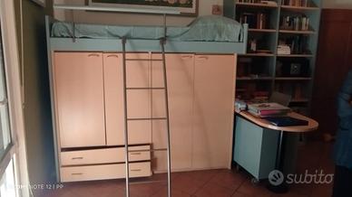 Cameretta letto alto con armadio libreria e scr