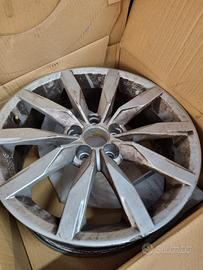 Golf 7, GTI, GT CERCHI IN LEGA ORIGINALE 17