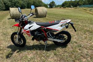MOTO MOTARD SWM 125+VOLPAGO