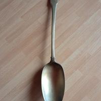 Antico cucchiaio in ottone