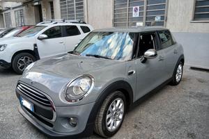 .mini cooper one d 5 porte