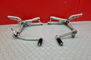 PEDANE PILOTA DERBI GPR 125 2010 2011 GPR125 4T 20