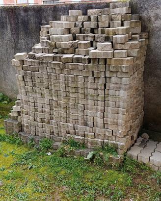 Autobloccanti 22x11