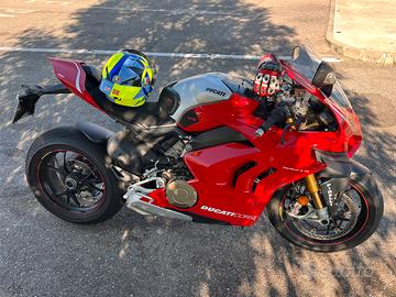 DUCATI Panigale V4 S