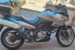 moto v strom traveller