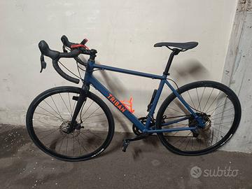 Bici da corsa Triban rc120 nuovissima .
