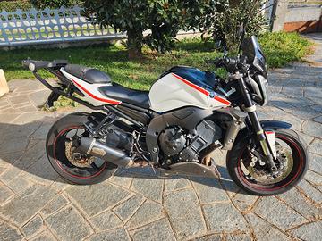 Yamaha  FZ1