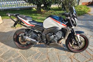 Yamaha  FZ1