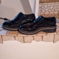 Scarpe di vernice nera n. 38 Primadonna