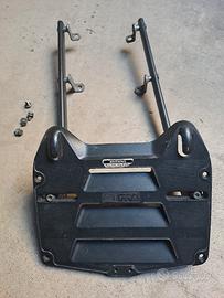 Supporti per bauletto Monorack 2 e piastra Givi
