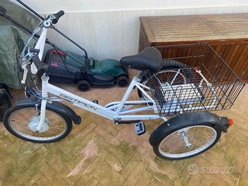 triciclo elettrico