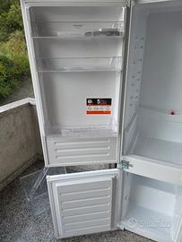 Frigo incasso hotpoint ariston
