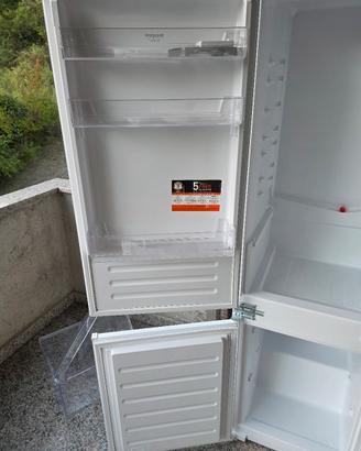 Frigo incasso hotpoint ariston